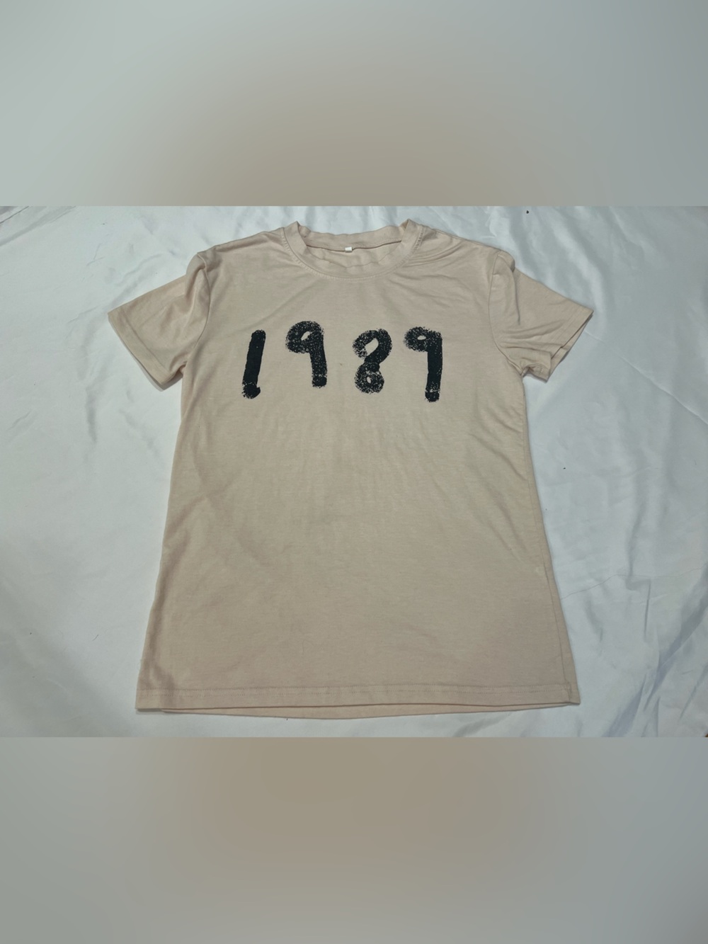 Beige 1989 Graphic Short Sleeve Tee